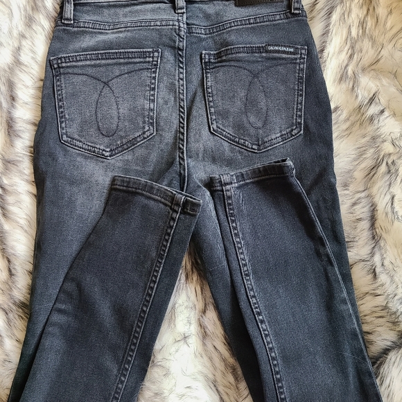 π΄ SOLD π΄Calvin Klein Jean's *NWT* - Picture 2 of 5